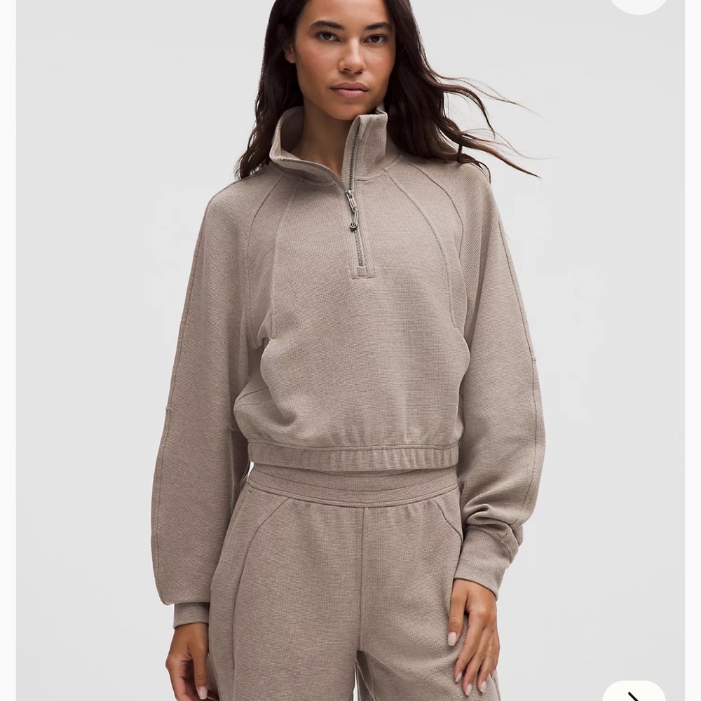 Lululemon Athletica scuba cropped 1/2 zip funnel neck waffle   IKIK color